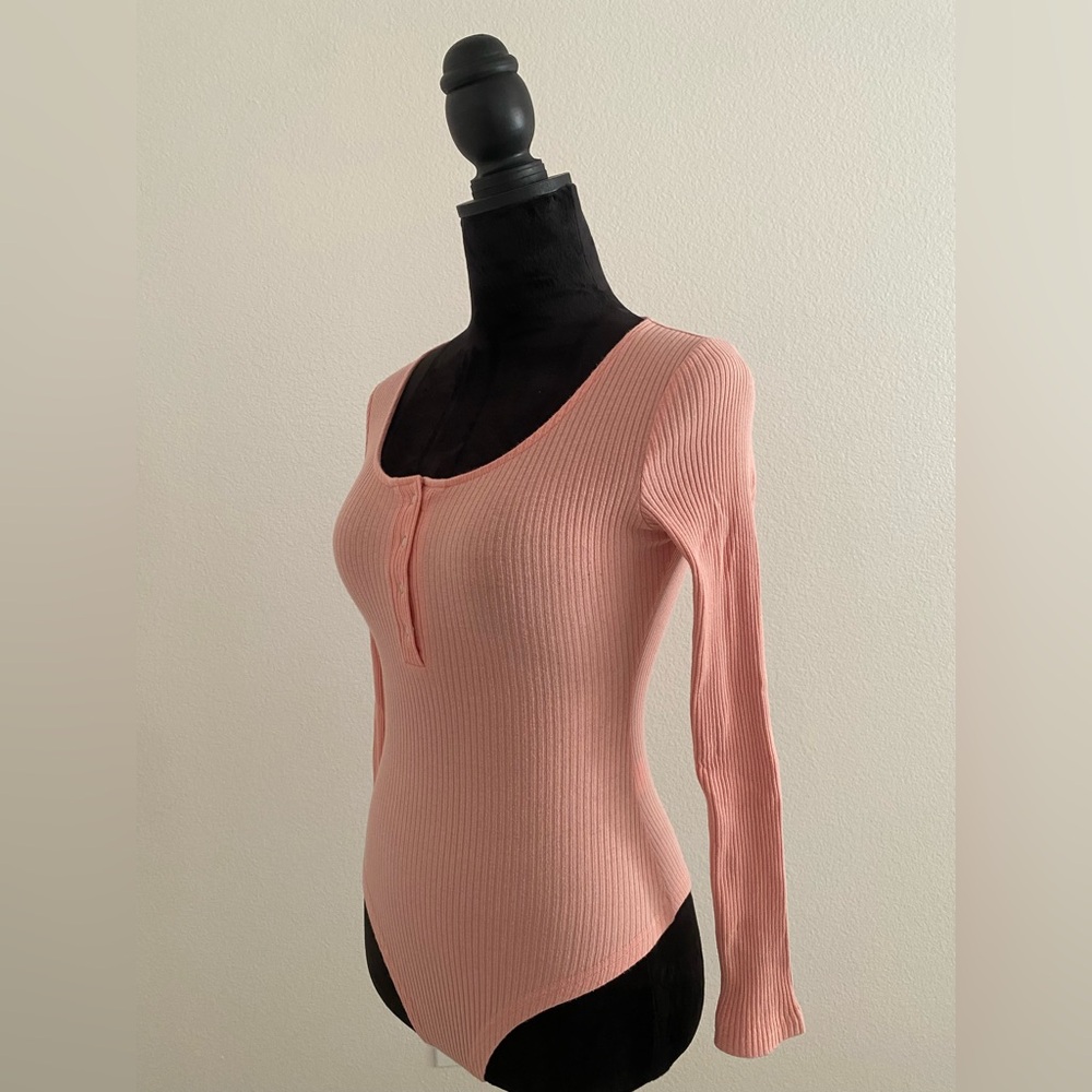 Pink Ribbed Long Sleeve Bodysuit - Picture 4 of 4